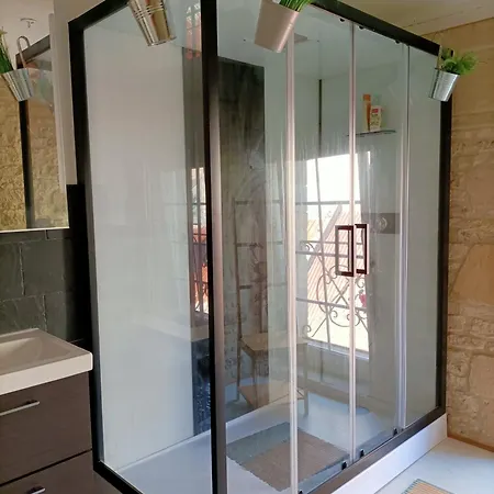 Le Relais Des Colombes 3* Creully sur Seulles