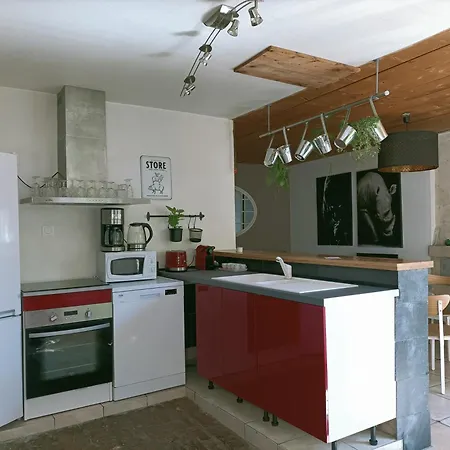 Le Relais Des Colombes 3*